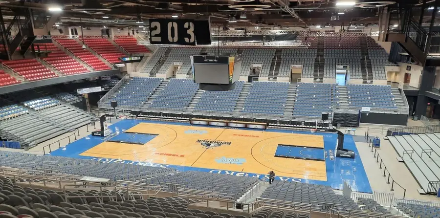 bismarck event center